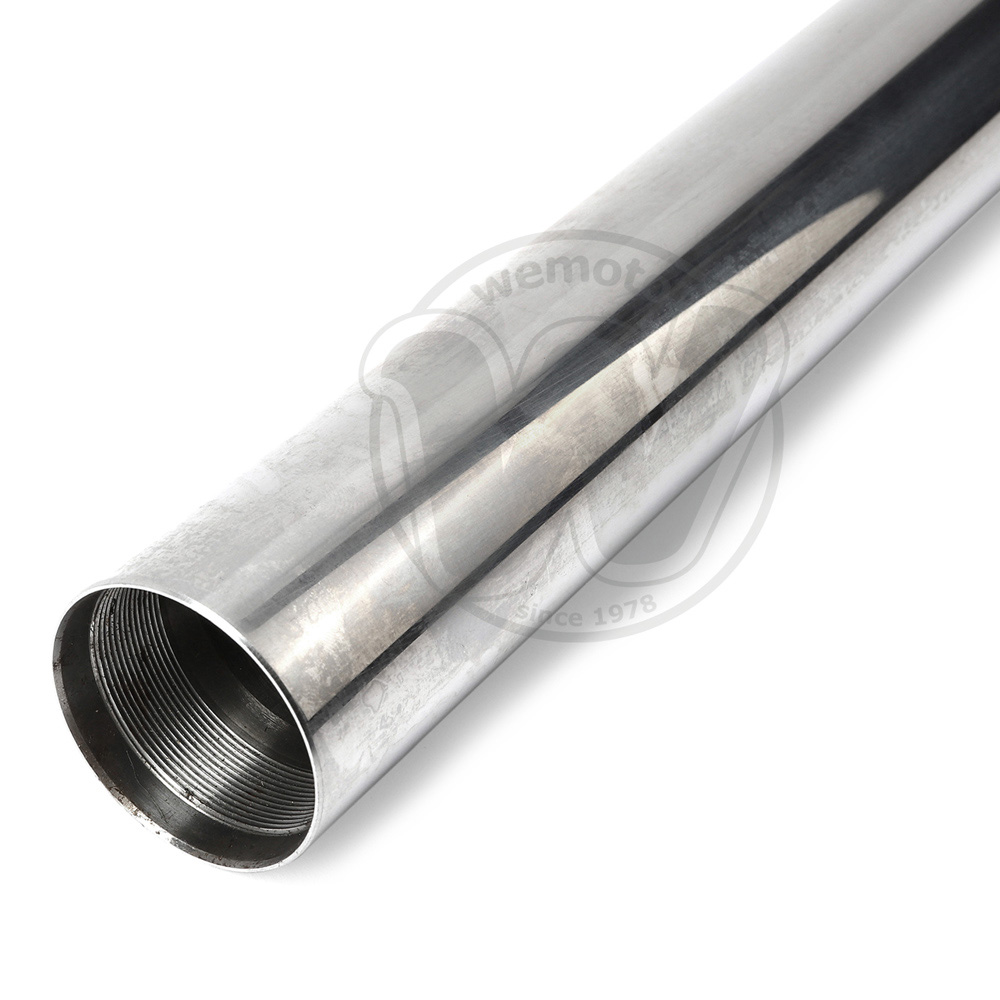 0TG3162_ai6409 three.jpg